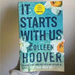 It Starts With Us - Novel by Colleen Hoover